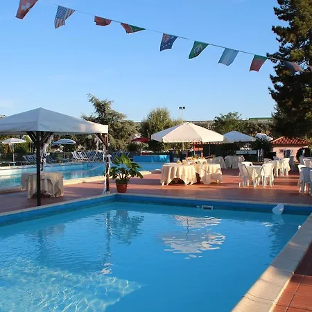 Holiday park Iron Gate Marina3b Sarzana