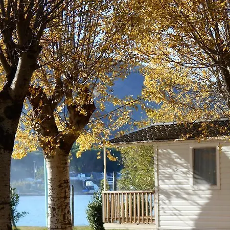 Iron Gate Marina3b