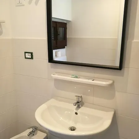 منتزه العطل Iron Gate Marina3b