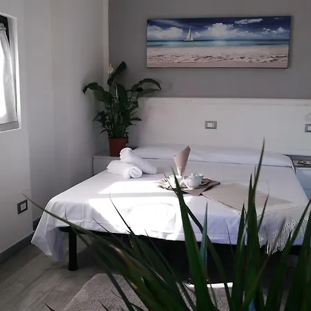 منتزه العطل Iron Gate Marina3b