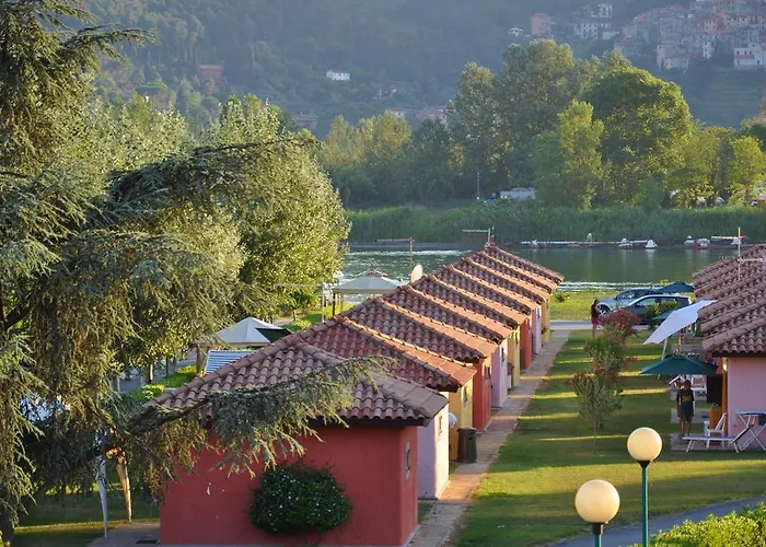 Iron Gate Marina3b 3*