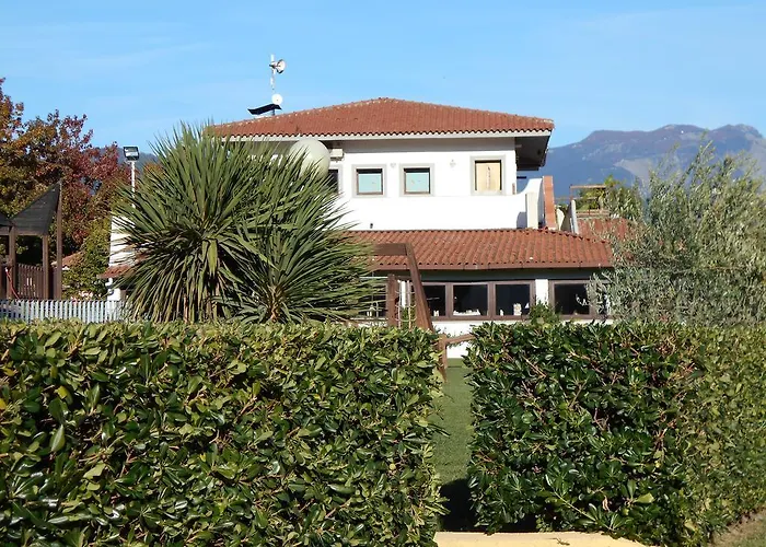 Iron Gate Marina3b Sarzana