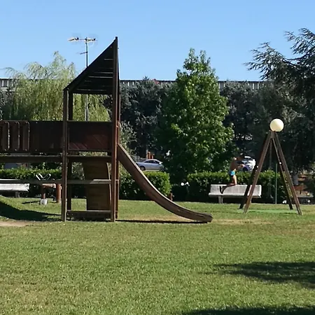 Iron Gate Marina3b Kompleks wypoczynkowy Sarzana